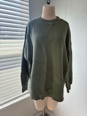 Aerie Women’s Big Chill Green Crew Sweatshirt